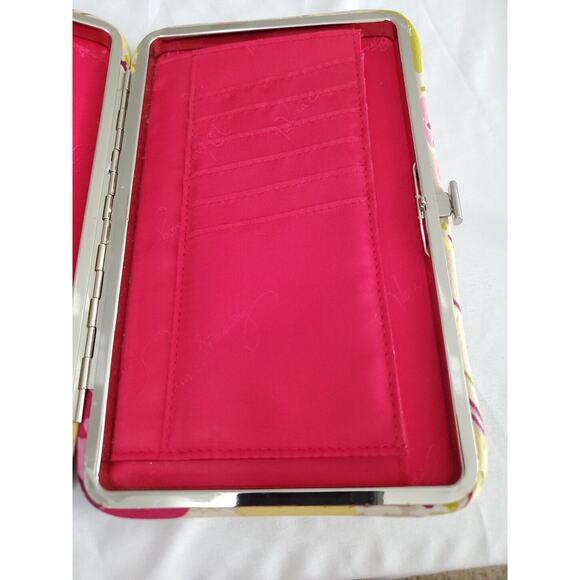 Vera Bradley Wallet Make Me Blush Pattern Clasp Close 9 Card Holders - Picture 9 of 10